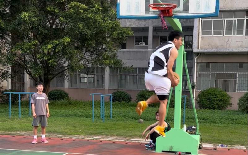 德布劳内深